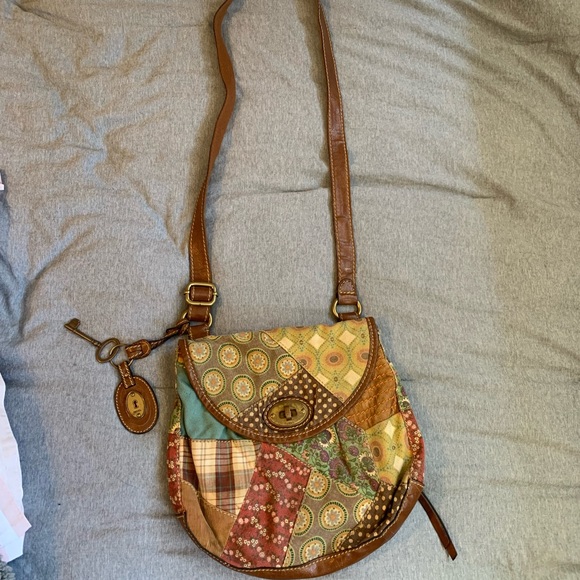 Fossil Crossbody - Picture 1 of 4